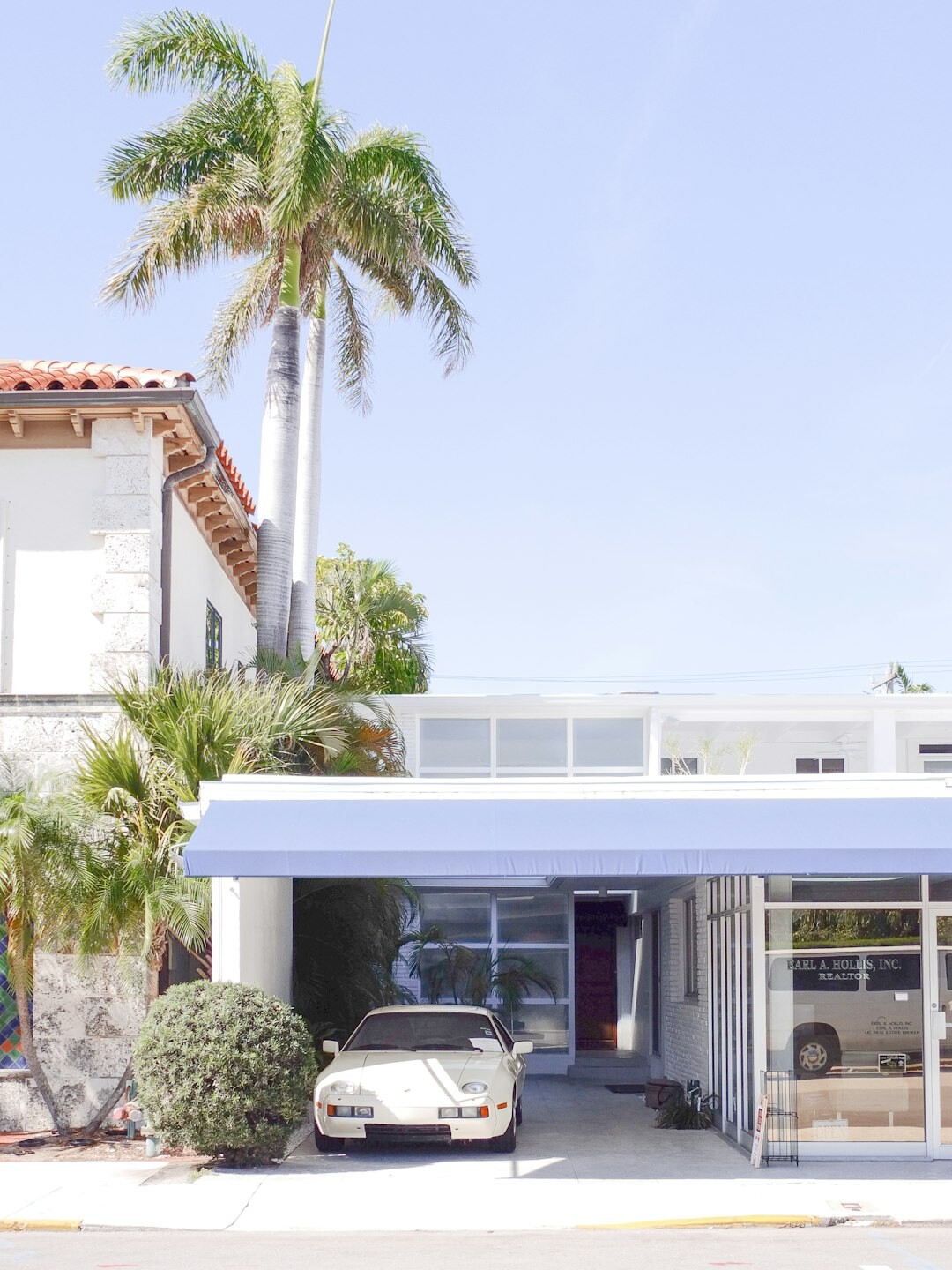 celebrity lifestyle home